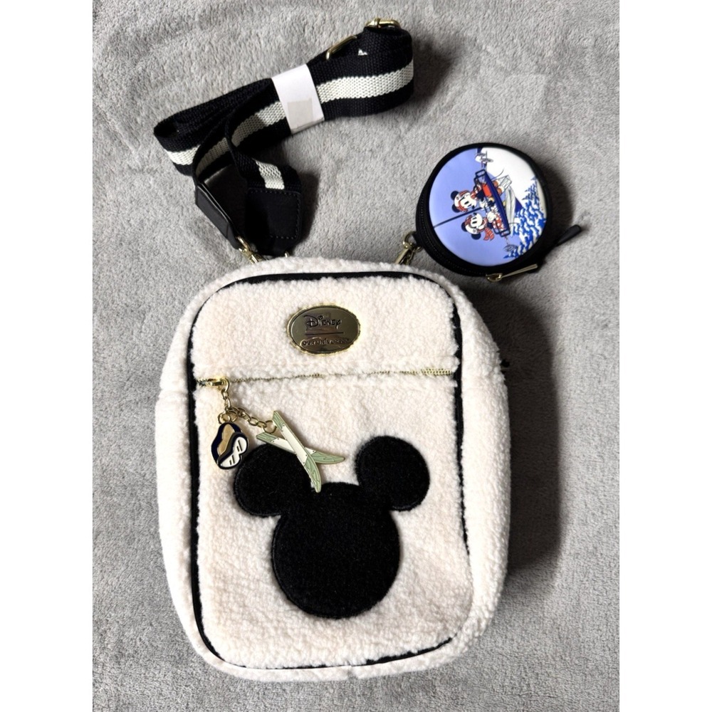 Disney Our Universe Mickey Minnie Mouse Ski Sherpa Crossbody Bag Coin Purse‎